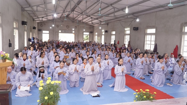 The Ceremony praying for peace  at Dong Cao Pagoda – Thanh Hoa.