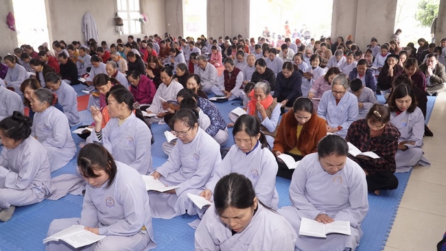 The Ceremony praying for peace  at Dong Cao Pagoda – Thanh Hoa.