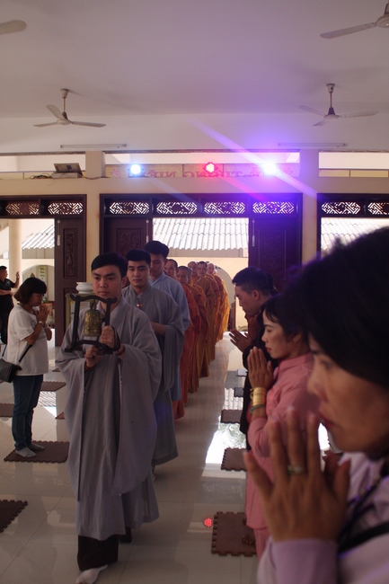 The Ceremony praying for peace at Giai Lam Pagoda - Hà Tĩnh