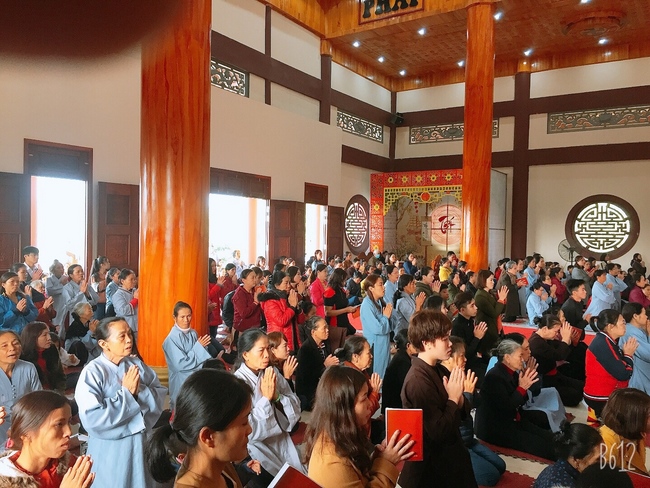 The Ceremony praying for peace at Giai Lam Pagoda - Hà Tĩnh