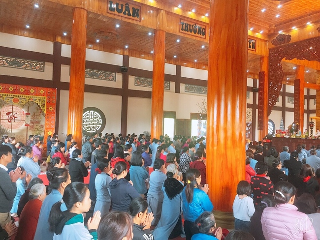 The Ceremony praying for peace at Giai Lam Pagoda - Hà Tĩnh
