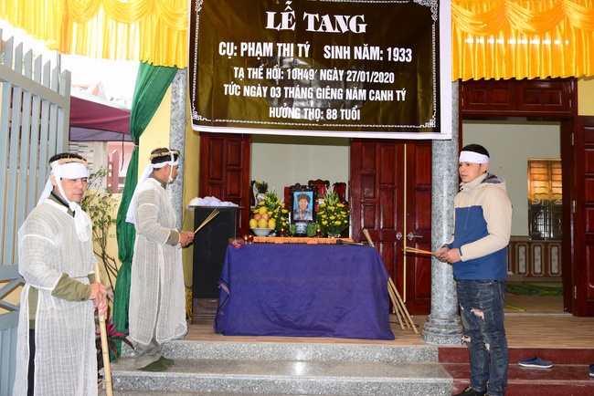 The ceremony praying for rebirth in Nam Dinh