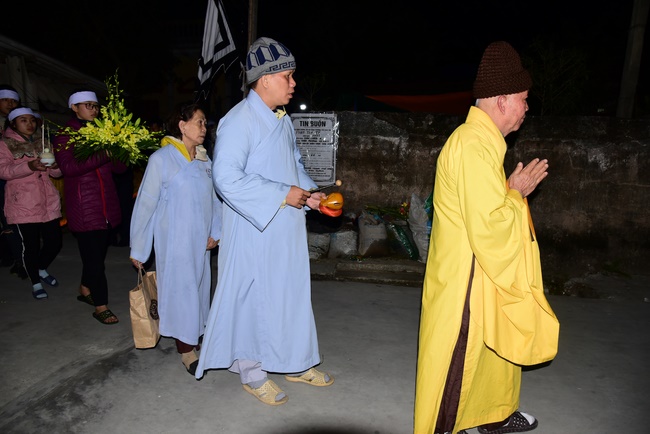The ceremony praying for rebirth in Nam Dinh