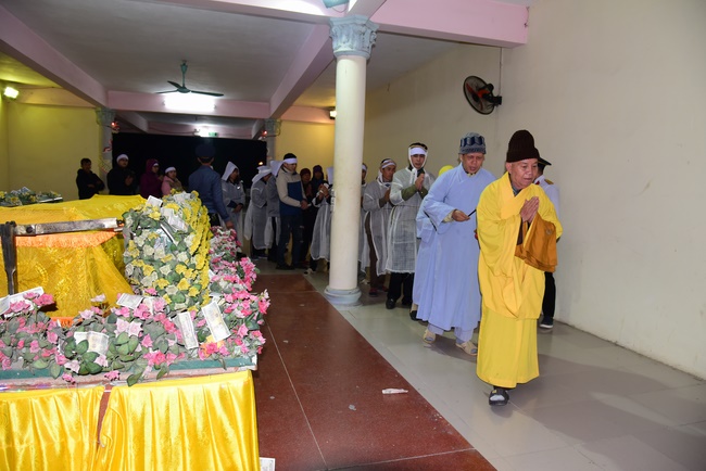 The ceremony praying for rebirth in Nam Dinh
