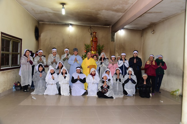 The ceremony praying for rebirth in Nam Dinh