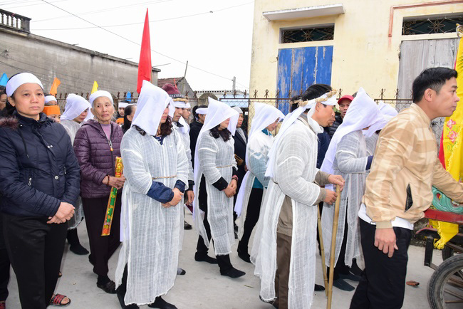 The ceremony praying for rebirth in Nam Dinh