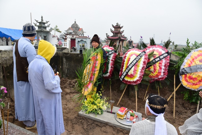 The ceremony praying for rebirth in Nam Dinh