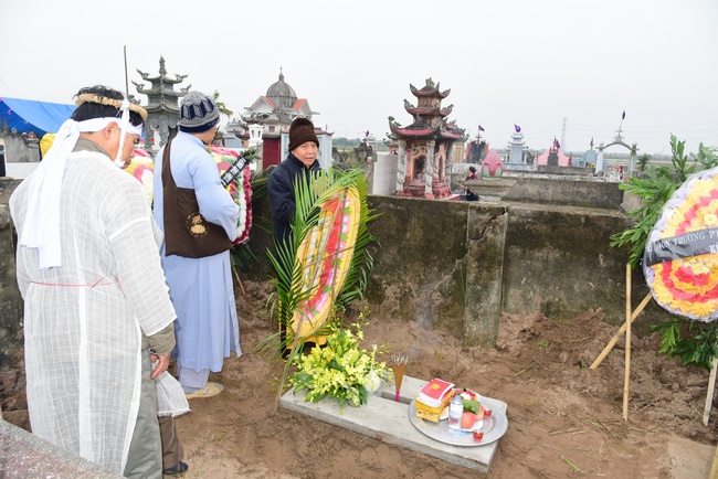 The ceremony praying for rebirth in Nam Dinh