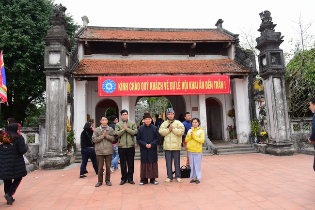 The ceremony praying for rebirth in Nam Dinh