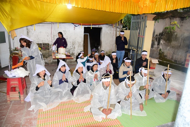 The ceremony praying for rebirth in Nam Dinh