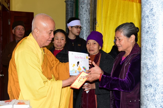 The ceremony praying for rebirth in Nam Dinh