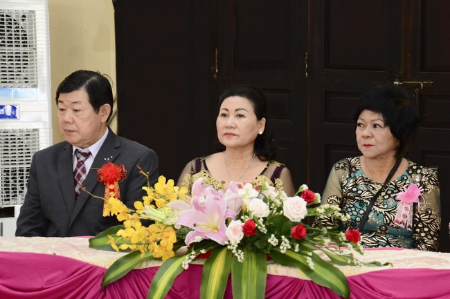 The Wedding Ceremony at the pagoda
