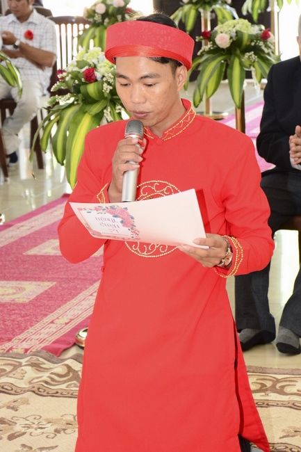The Wedding Ceremony at the pagoda