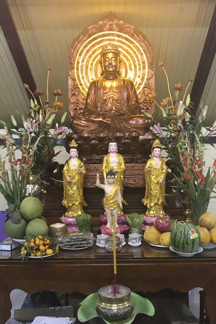 Prostrating five-hundred names Bodhisattva Avalokitesvara at the branch of Hoang Phap Pagoda, Cu Chi