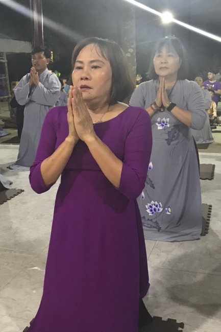 Prostrating five-hundred names Bodhisattva Avalokitesvara at the branch of Hoang Phap Pagoda, Cu Chi