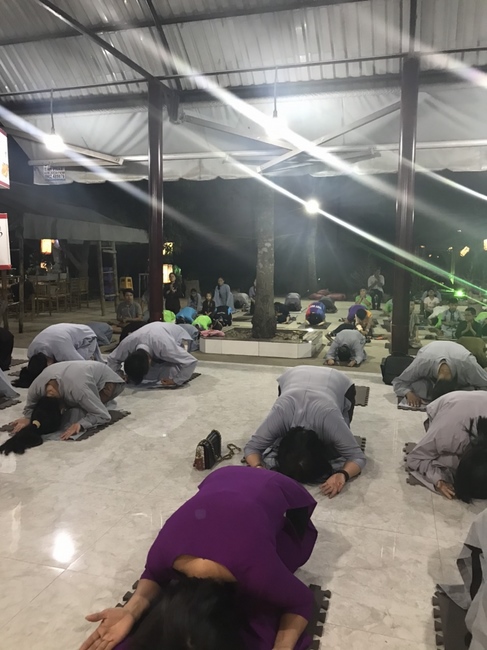 Prostrating five-hundred names Bodhisattva Avalokitesvara at the branch of Hoang Phap Pagoda, Cu Chi