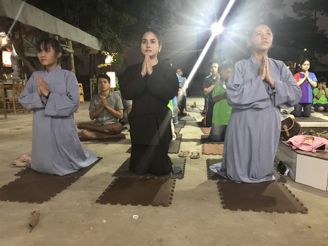 Prostrating five-hundred names Bodhisattva Avalokitesvara at the branch of Hoang Phap Pagoda, Cu Chi