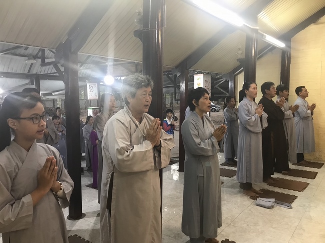 Prostrating five-hundred names Bodhisattva Avalokitesvara at the branch of Hoang Phap Pagoda, Cu Chi