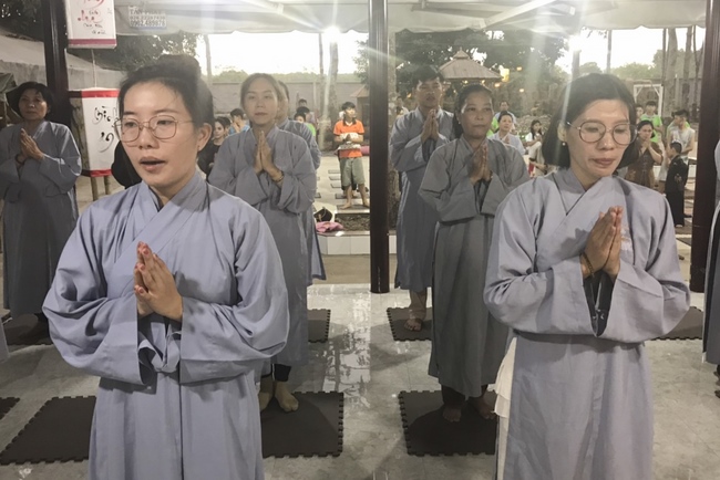 Prostrating five-hundred names Bodhisattva Avalokitesvara at the branch of Hoang Phap Pagoda, Cu Chi