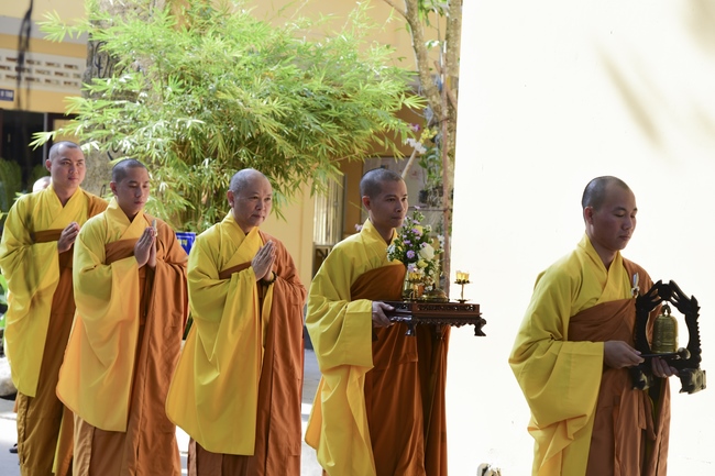 The Wedding Ceremony at the pagoda
