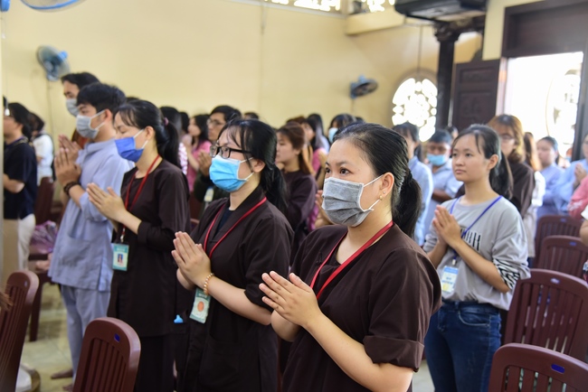 The Wedding Ceremony at the pagoda