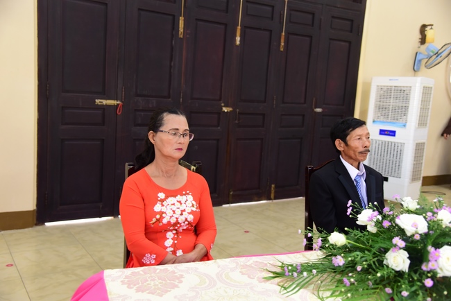 The Wedding Ceremony at the pagoda