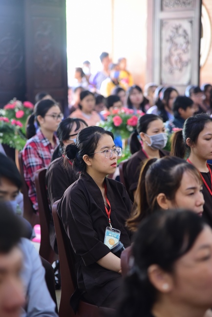 The Wedding Ceremony at the pagoda
