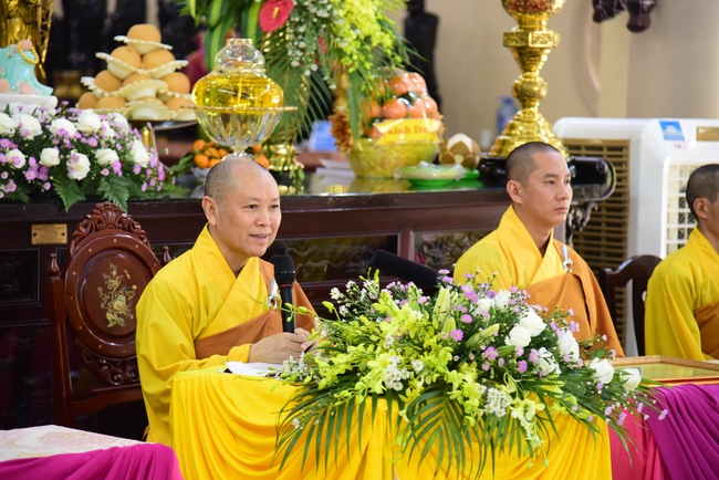 The Wedding Ceremony at the pagoda