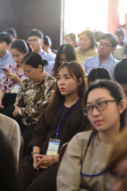 The Wedding Ceremony at the pagoda