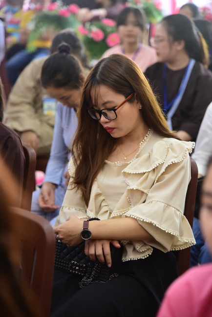 The Wedding Ceremony at the pagoda