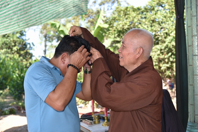 Lễ cầu siêu tại Hậu Giang