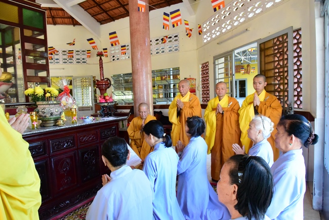 Lễ cầu siêu tại Hậu Giang