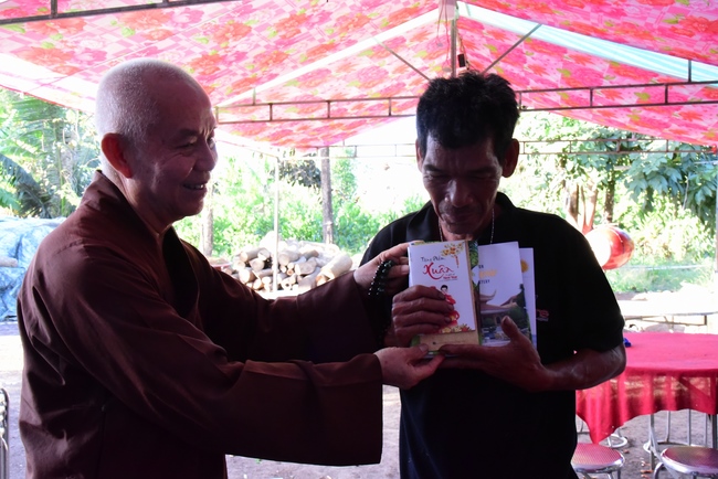 Lễ cầu siêu tại Hậu Giang