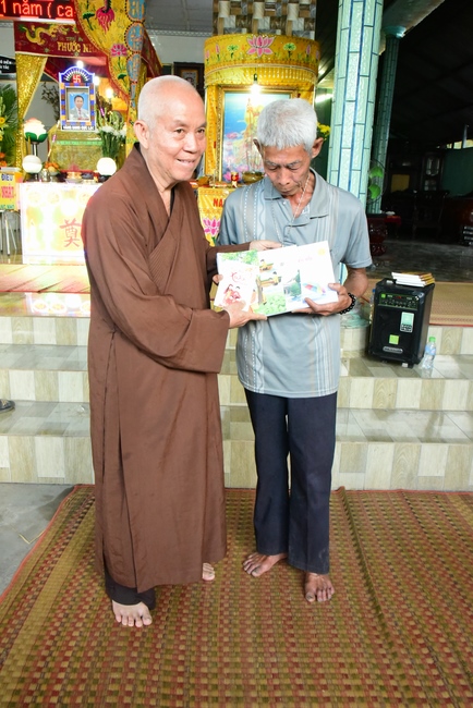 Lễ cầu siêu tại Hậu Giang