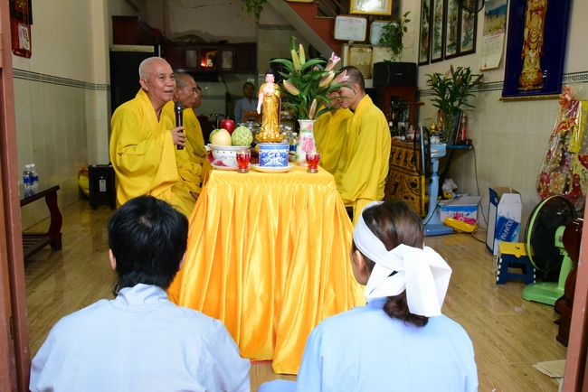 Lễ cầu siêu ở Hóc Môn