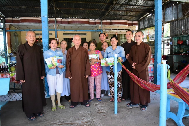 Lễ cầu siêu ở Hóc Môn