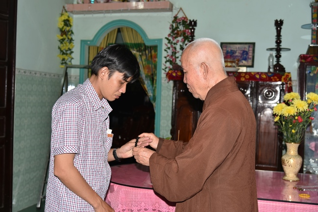 Lễ cầu siêu ở Hóc Môn