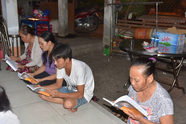 The ceremony praying for peace