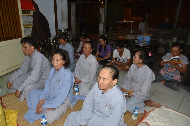 The ceremony praying for peace