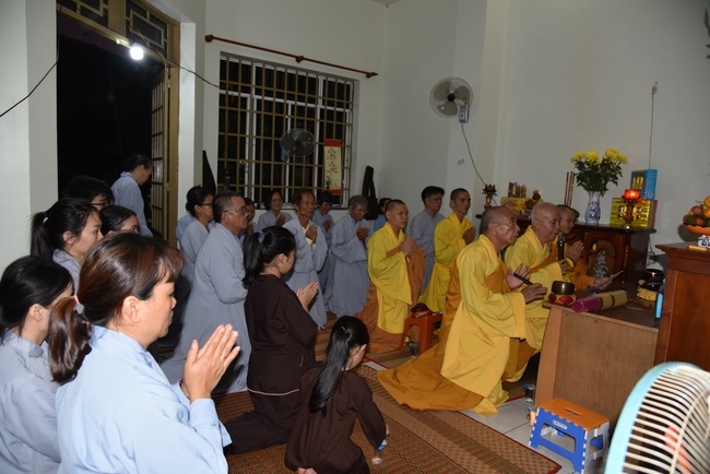 The ceremony praying for peace