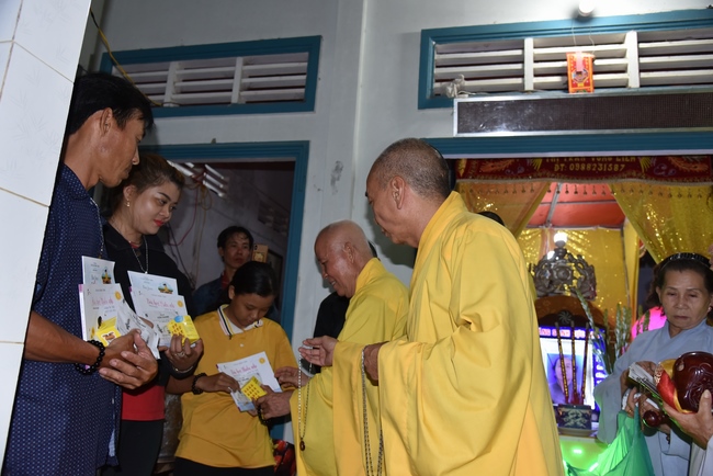 Praying for rebirth in Vinh Long