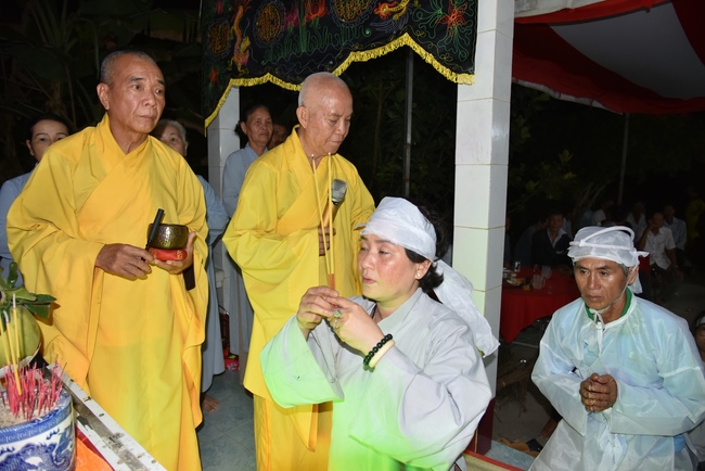 Praying for rebirth in Vinh Long