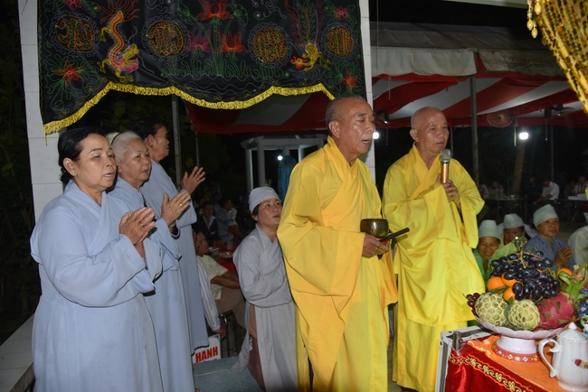 Praying for rebirth in Vinh Long