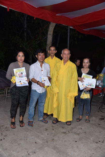 Praying for rebirth in Vinh Long