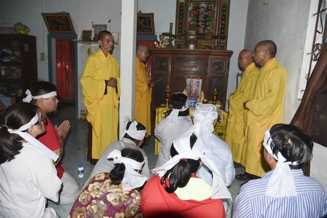 Praying for rebirth in Vinh Long