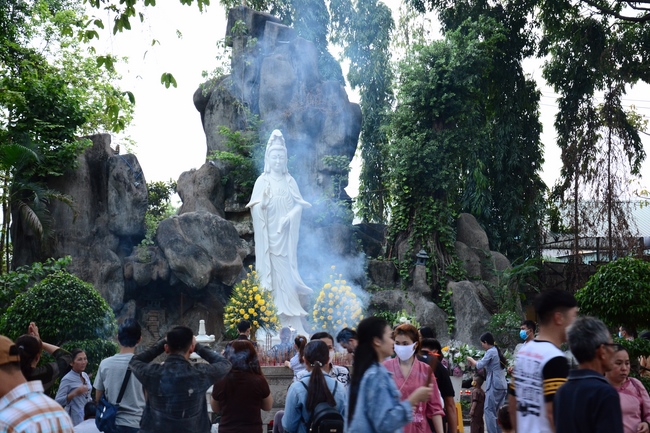 Lễ Ngũ Bách Danh Bồ tát Quán Thế Âm