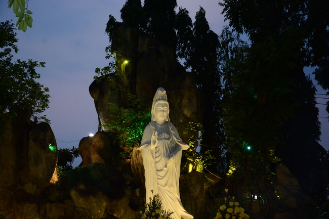 Lễ Ngũ Bách Danh Bồ tát Quán Thế Âm