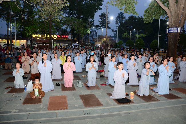 Lễ Ngũ Bách Danh Bồ tát Quán Thế Âm