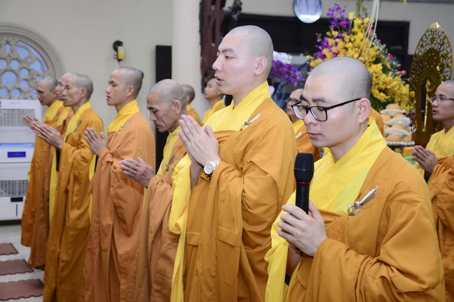 Lễ Ngũ Bách Danh Bồ tát Quán Thế Âm