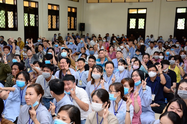 The 1st Three-Jewel Refuge Ceremony in 2020